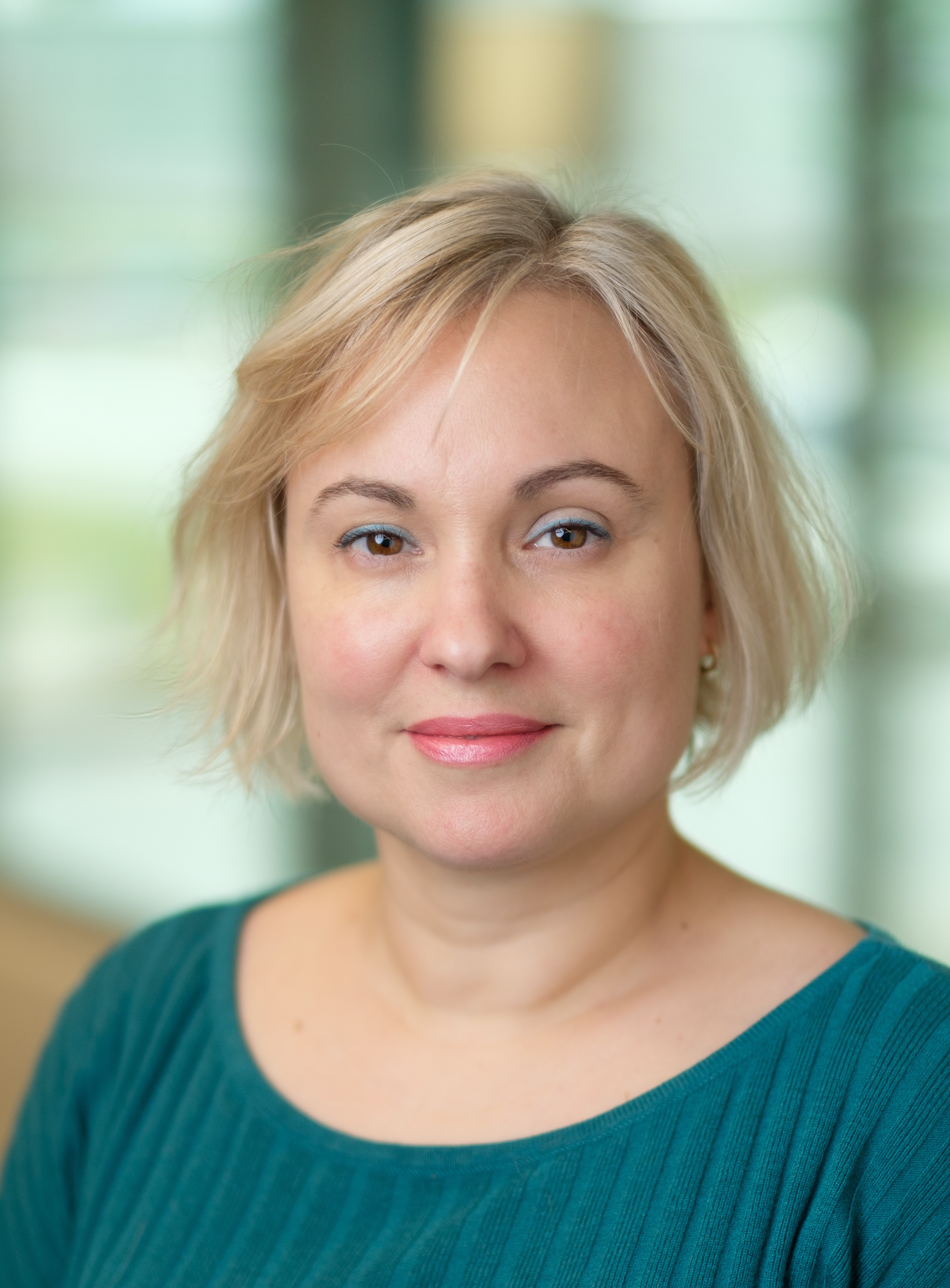 2022 11 11 melanie couture mc 6123 tight